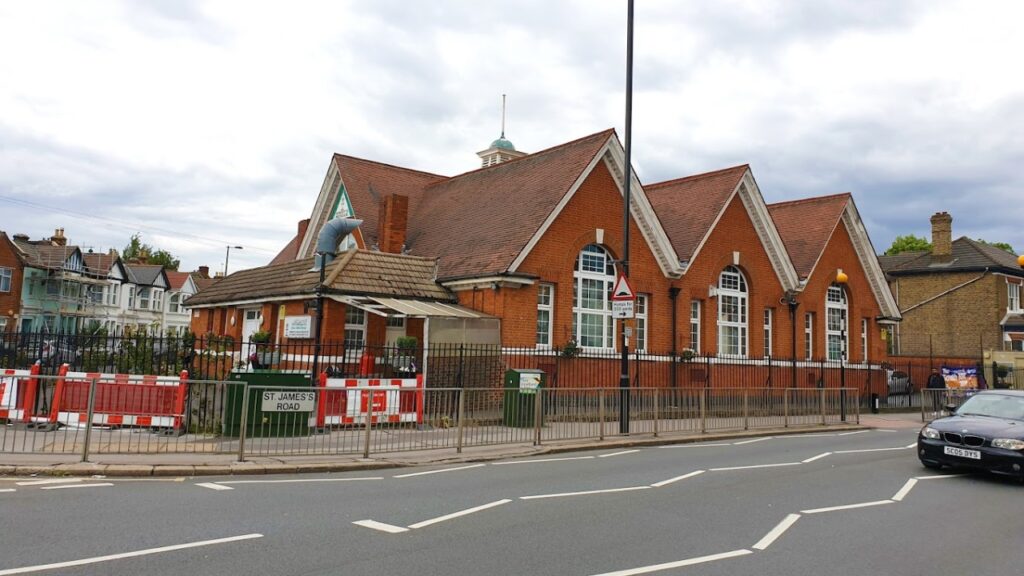 Baitus Subhan Mosque (AMA UK)